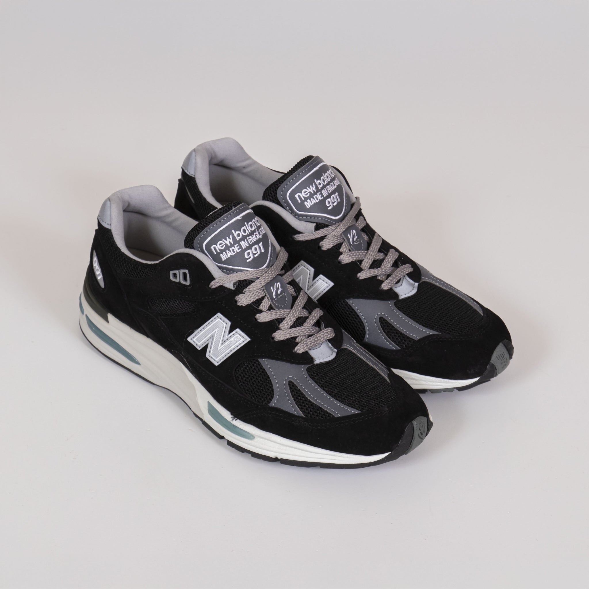 Creaaacademy New Balance 993 Rosso Walking Shoe New Balance 770